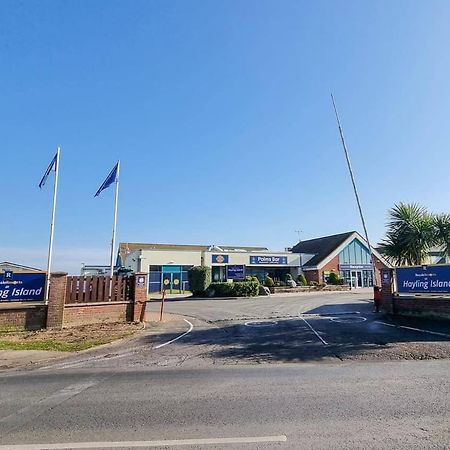 Отель Hayling Island Holiday Park Саут-Хейлинг Экстерьер фото